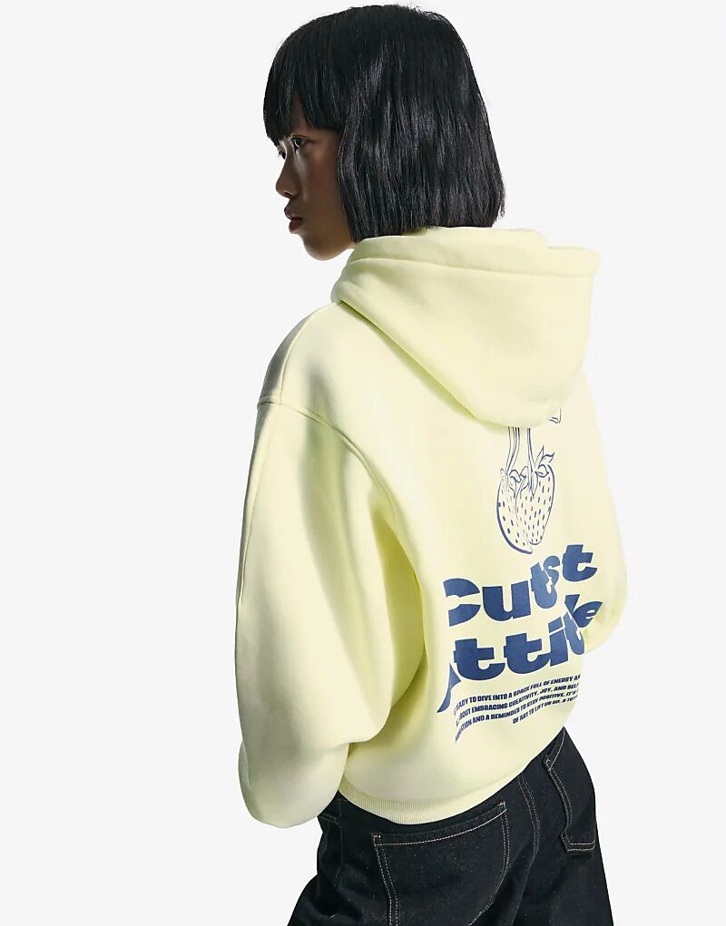 

Свитер Bershka с капюшоном и принтом желтого цвета