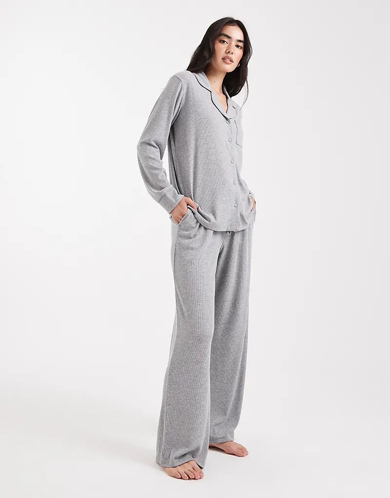 

Супермягкая пижама Brave Soul с застежкой на пуговицы и брюками светло-серого цвета
