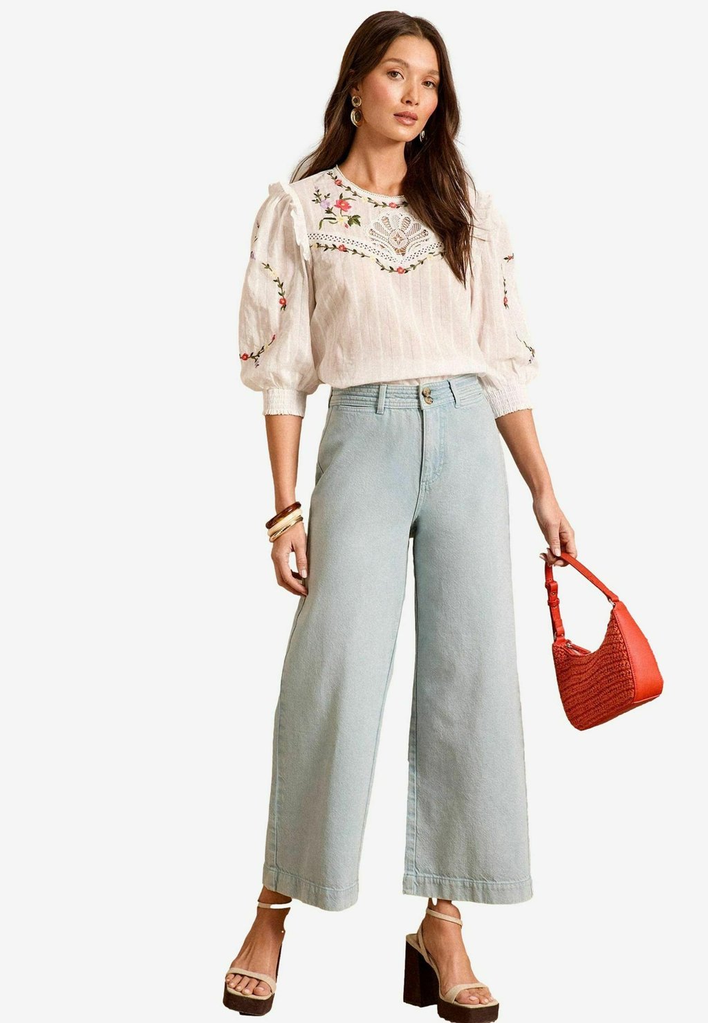 

Расклешенные джинсы REGULAR FIT - DOUBLE BUTTON WAISTBAND CROP Love & Roses, синий