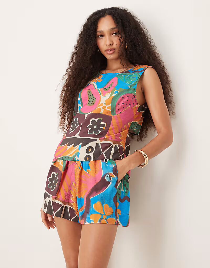 

Топ-футляр ASOS DESIGN с открытыми завязками сзади и карнавальным принтом