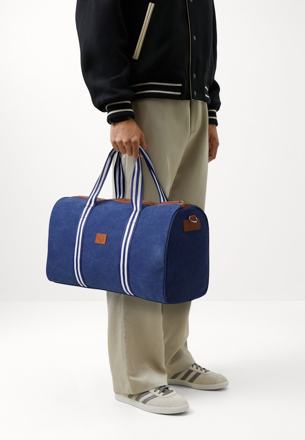 

Сумка выходного дня Unisex Pier One, синяя