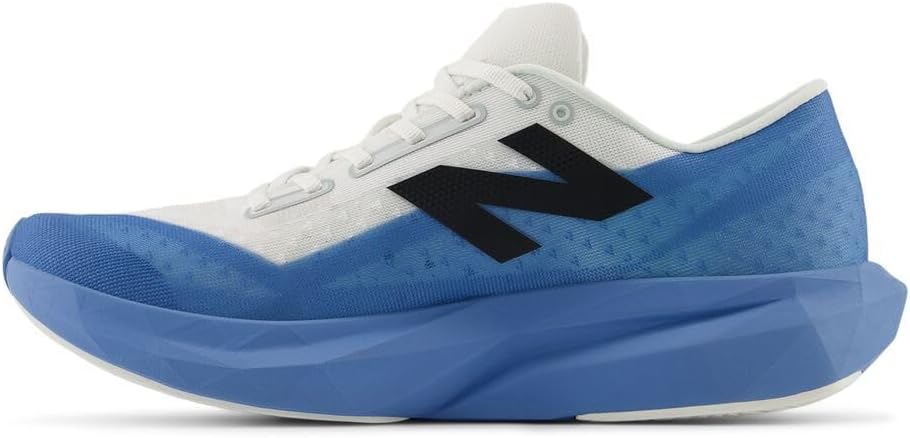 Мужские кроссовки New Balance FuelCell Rebel V4, черный/синий — фото 2