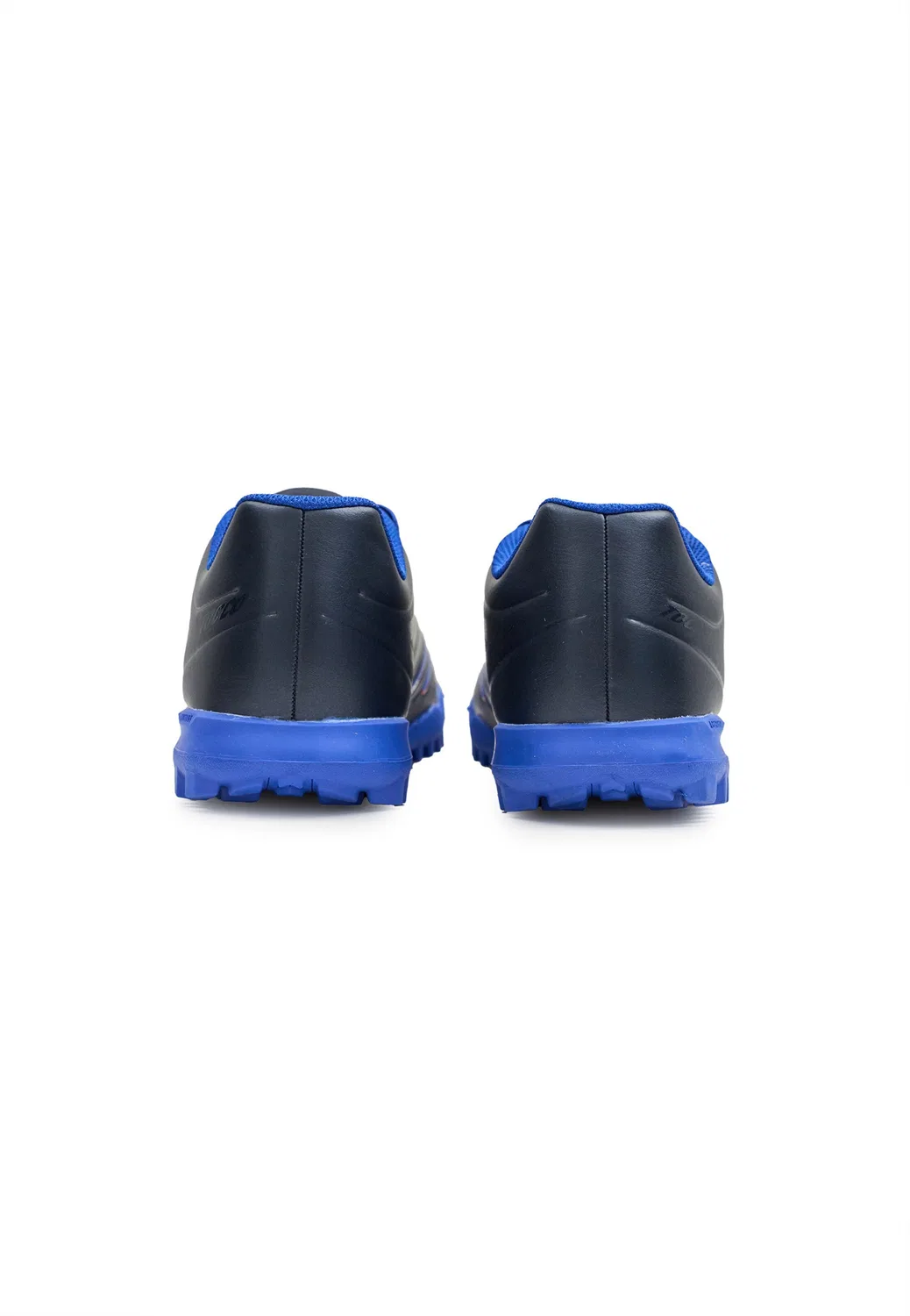 Футбольные бутсы 'Tocco VI Team' Umbro, Blue/Marine Blue — фото 3