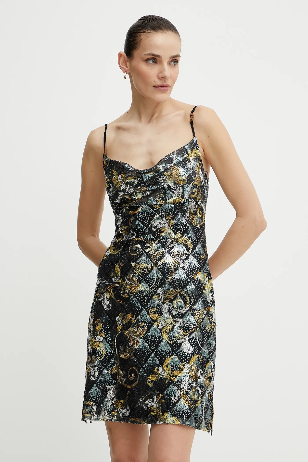 

Платье Versace Jeans Couture, черный