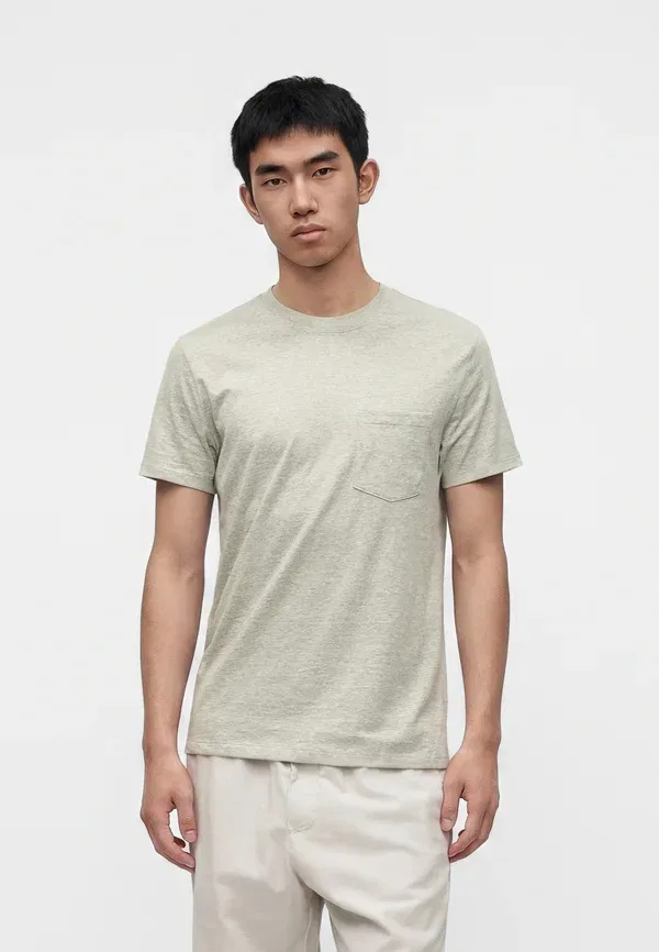 Футболка Gap Everyday pocket tee basic, серая