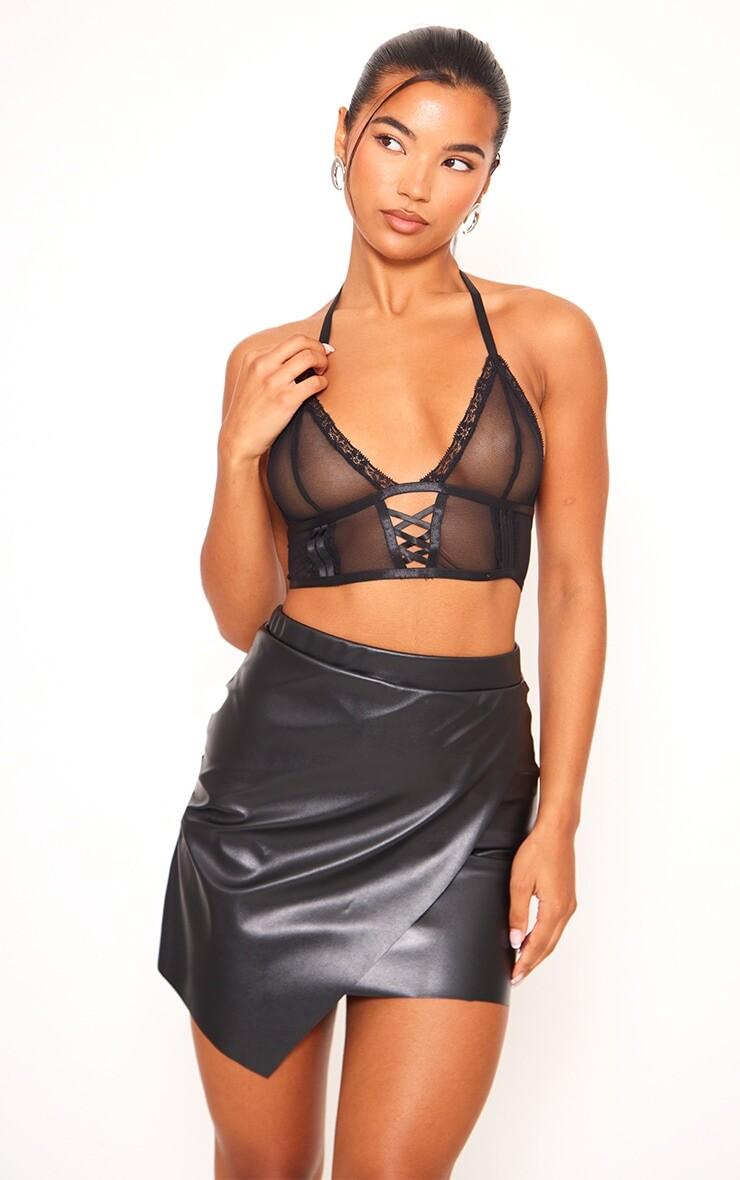 

PrettyLittleThing Черная мини-юбка Luisa из искусственной кожи с запахом