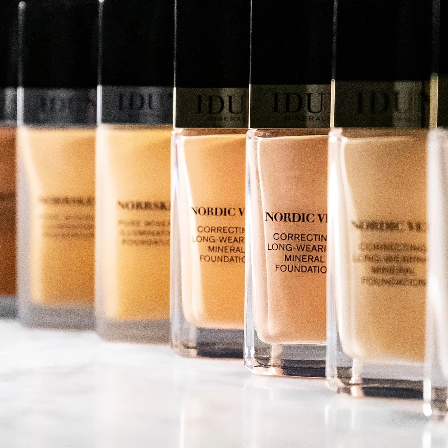 Тональный крем Idun Minerals Nordic Veil Foundation 312 Ingrid, 26 мл — фото 3