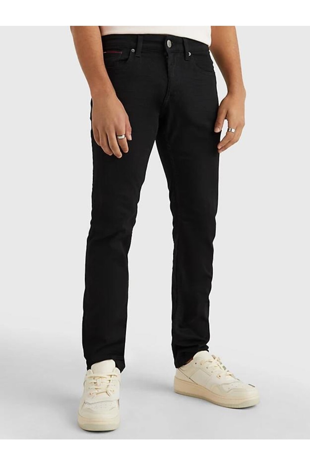 

Джинсы Tommy Hilfiger