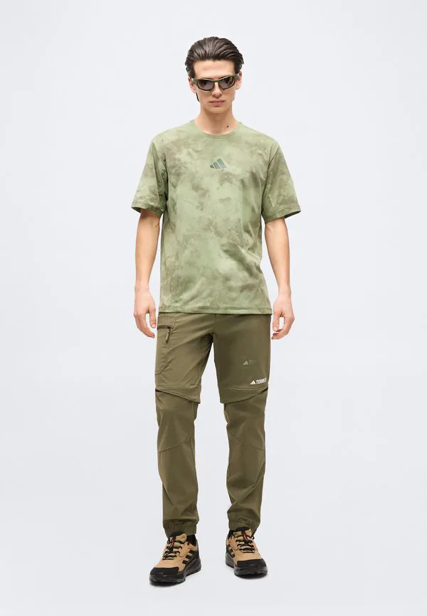 Спортивная футболка Adidas Terrex, Tent Green/Olive Strata — фото 2