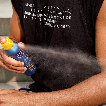 Nivea Sun Protect & Refresh охлаждающий невидимый спрей SPF 30 200 мл — фото 2