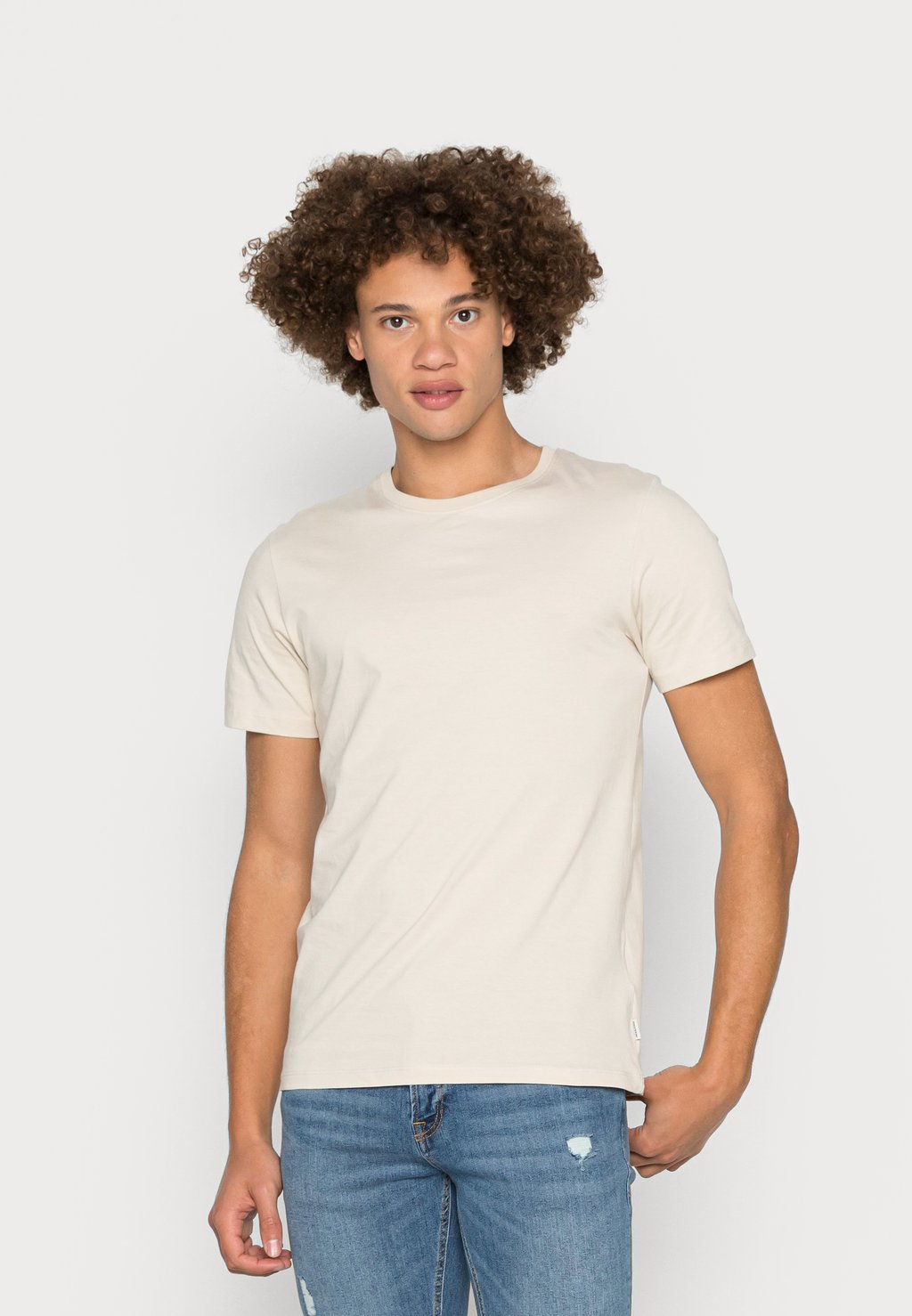 

Базовая футболка JJE BASIC TEE O NECK NOOS Jack & Jones, цвет moonbeam