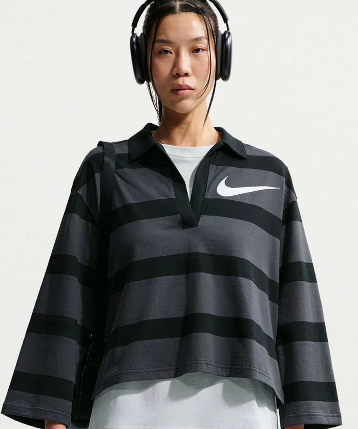 Лонгслив женский Nike Sportswear Prep с принтом, серый
