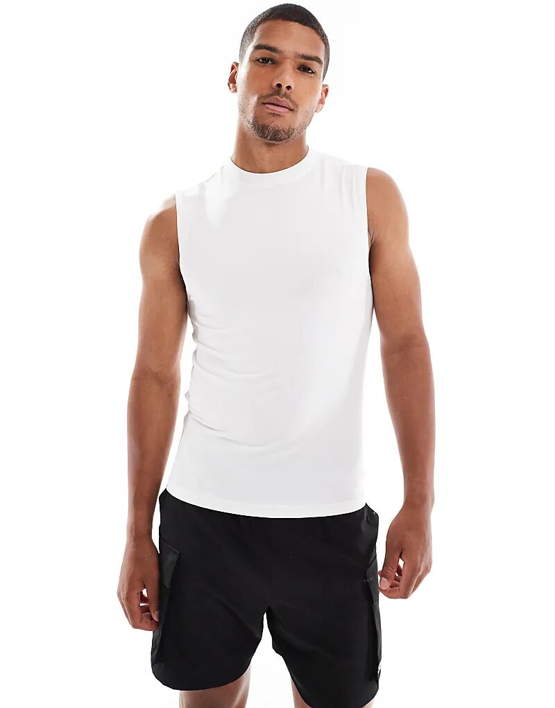 

Майка Icon Muscle Fit для тренировок с быстрой сушкой белого цвета ASOS 4505