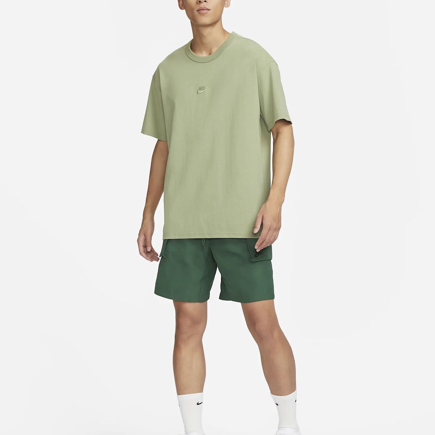 Шорты-карго мужские зеленые Nike, зеленый