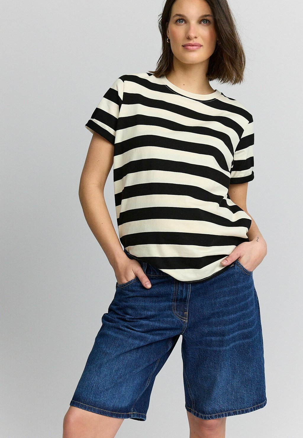 

Джинсовые шорты REGULAR FIT Next, синий