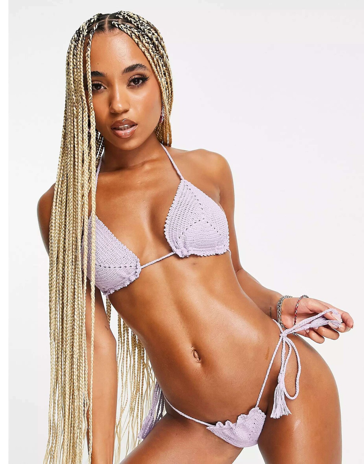 

Сиреневый бикини-топ с треугольными чашками New Girl Order, связанный крючком