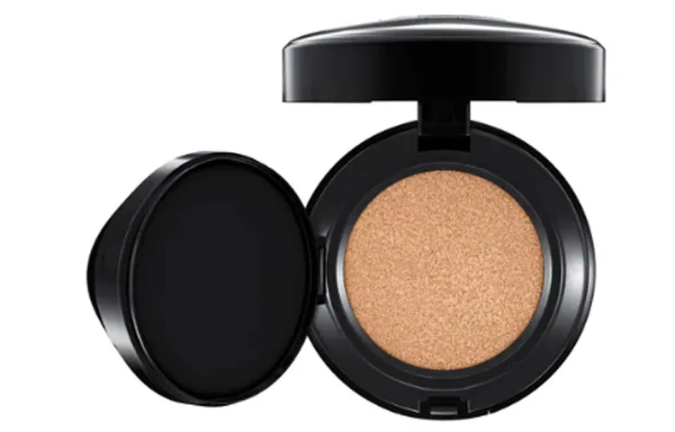 Custom Flawless Air Cushion для осветления тона кожи и маскировки несовершенств 12g MAC, ＃n12 — фото 4