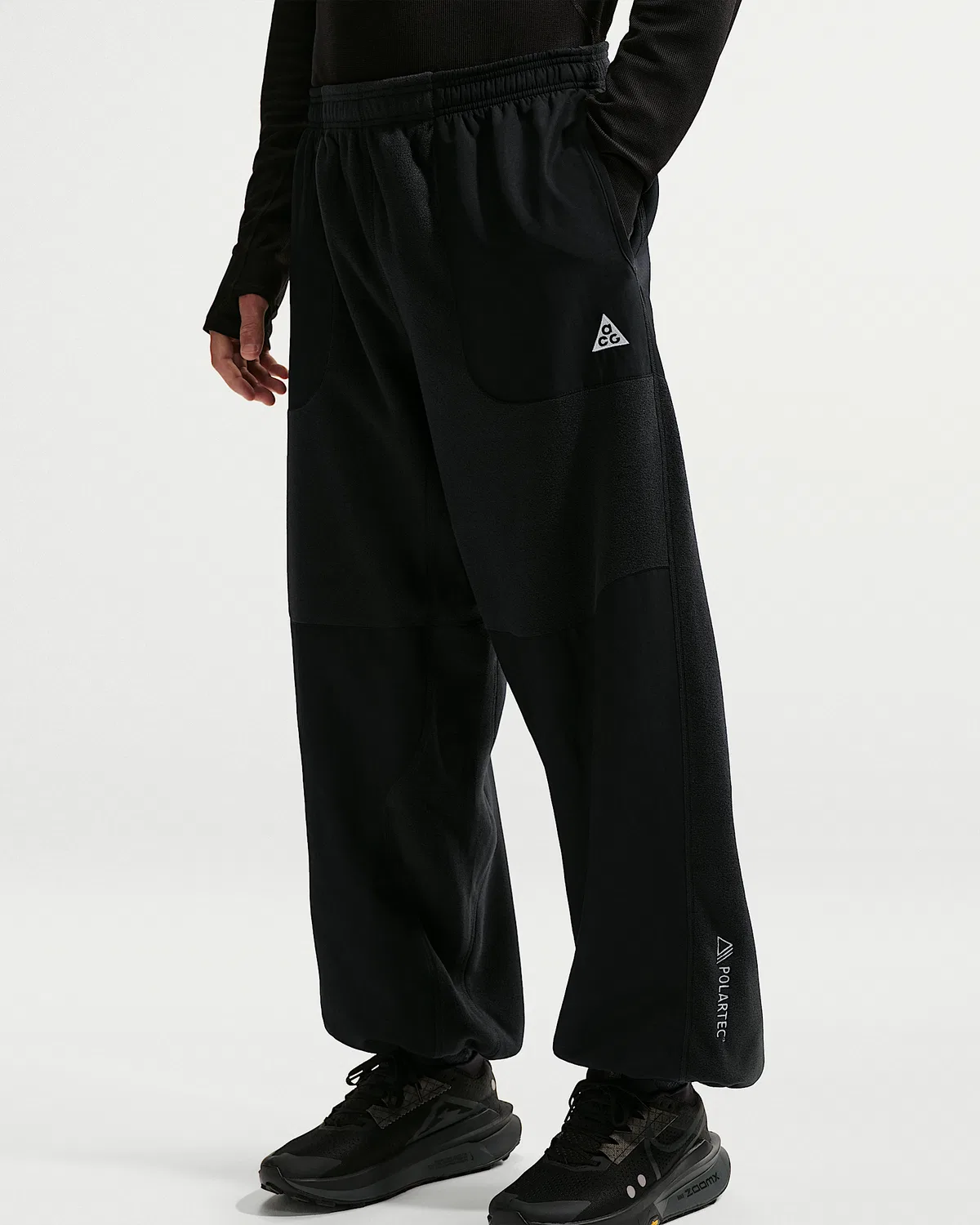 Флисовые штаны Nike ACG "Wolf Tree" Plus, Black/Black/Summit White — фото 2
