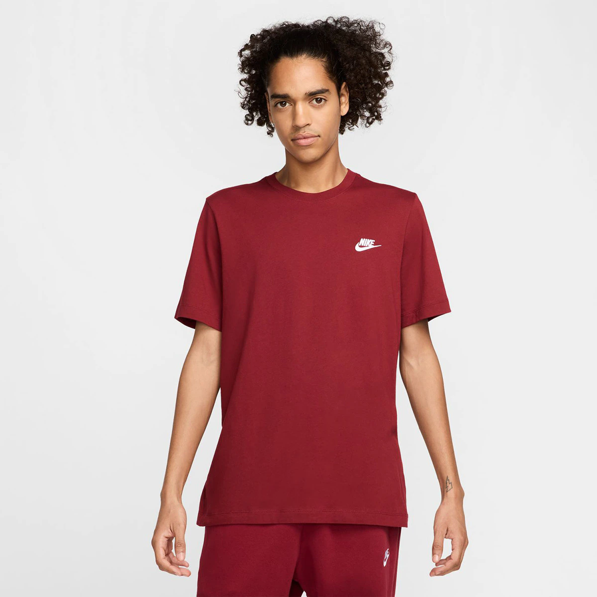 

Мужская спортивная одежда клубная футболка Nike, красный