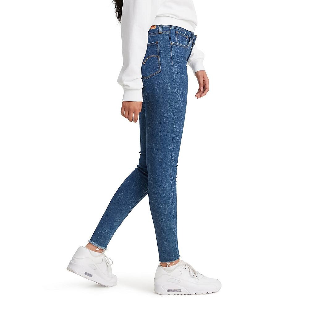 Женские джинсы суперскинни Levi's 720 с высокой посадкой, цвет Blackest Night — фото 3