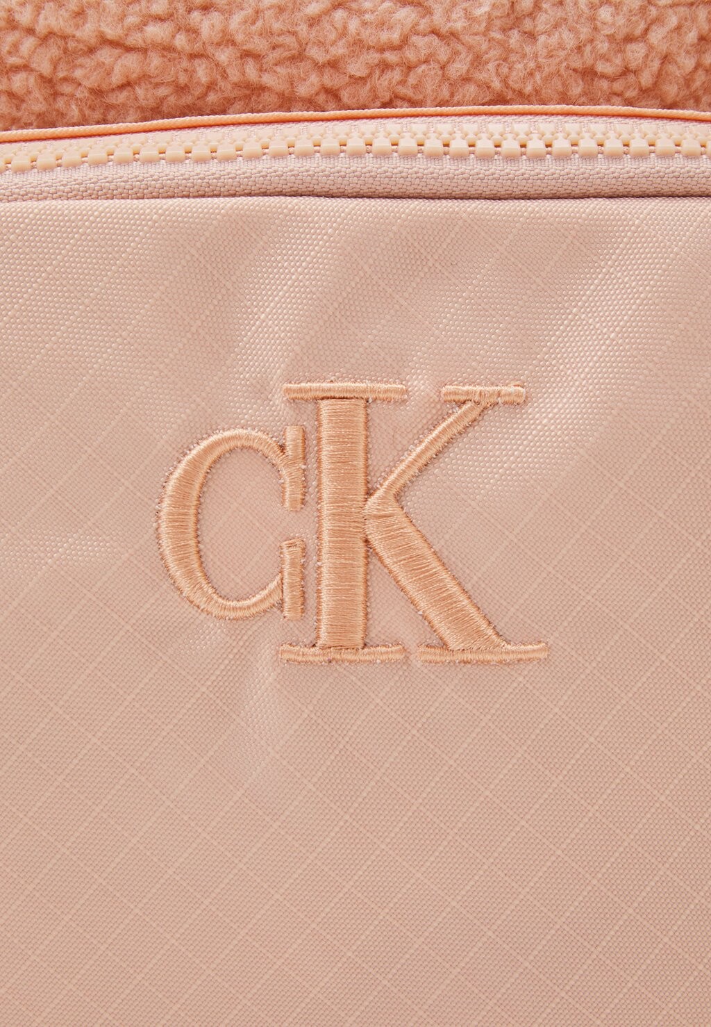

Рюкзак TEDDY MEDIUM BACKPACK UNISEX Calvin Klein, светло-розовый