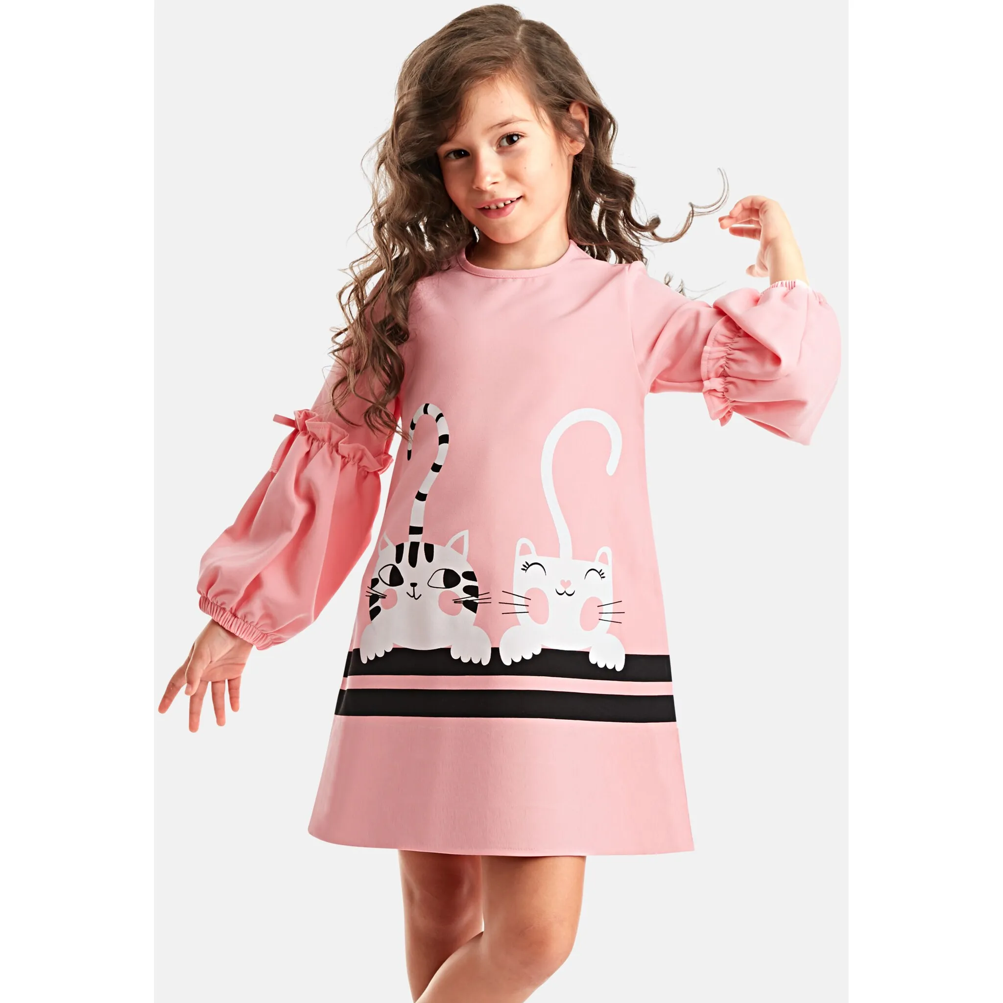 

Летнее платье Denokids «Cute Friends» с кошачьим принтом, цвет Rose