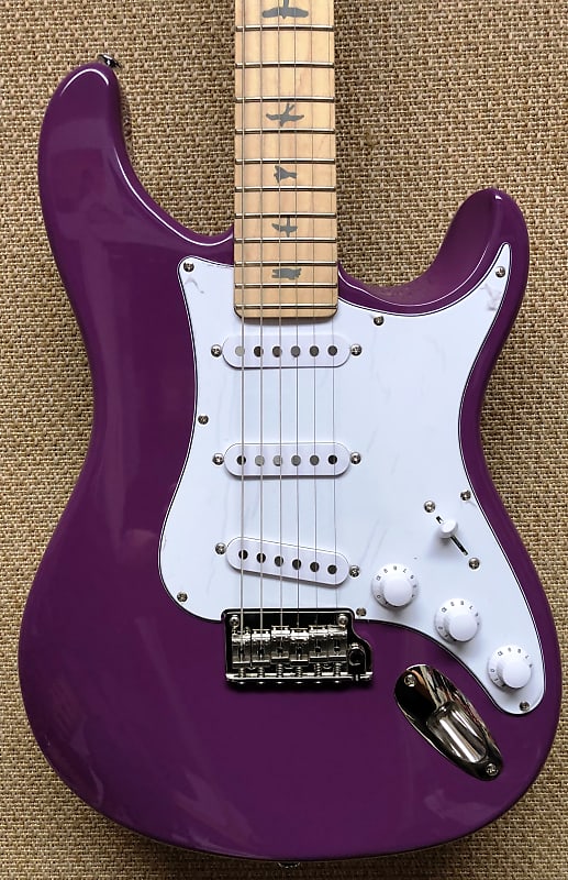 

Электрогитара PRS SE Silver Sky Electric Guitar Summit Purple Maple Fingerboard Poplar Body Gig Bag