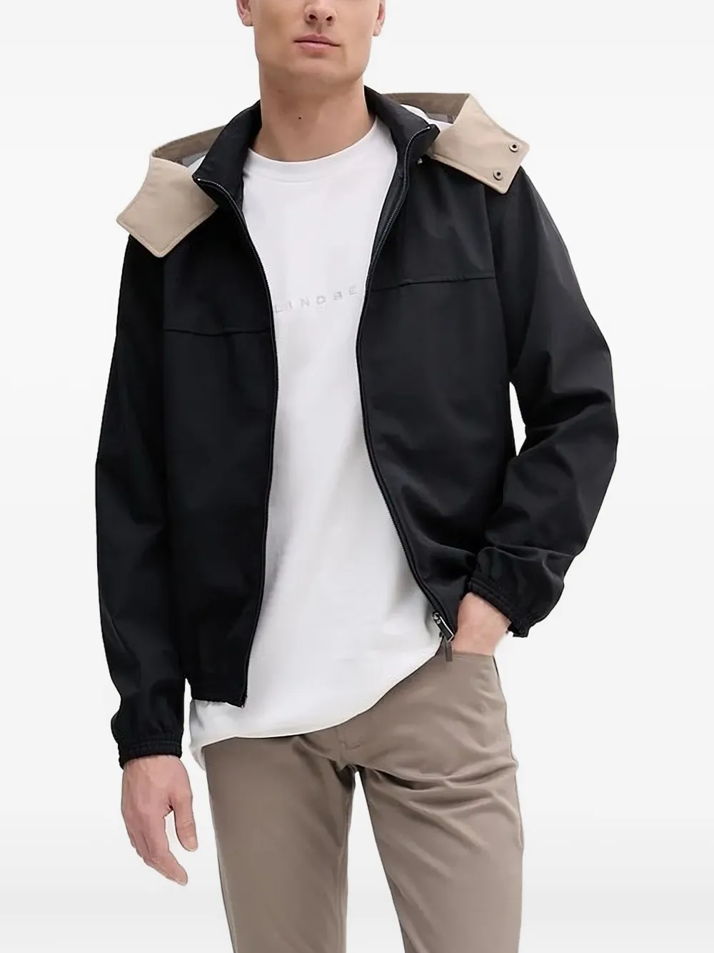 

Куртка с контрастным капюшоном Armani Exchange, черный
