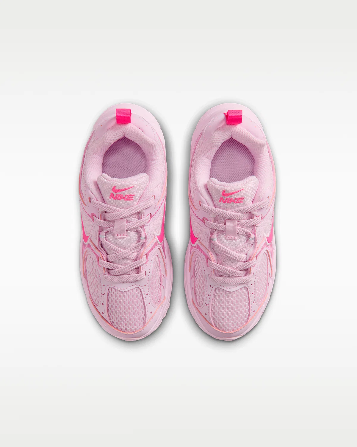 Детские кроссовки Nike V5 RNR, Pink Foam/Pinksicle/Hyper Pink — фото 4