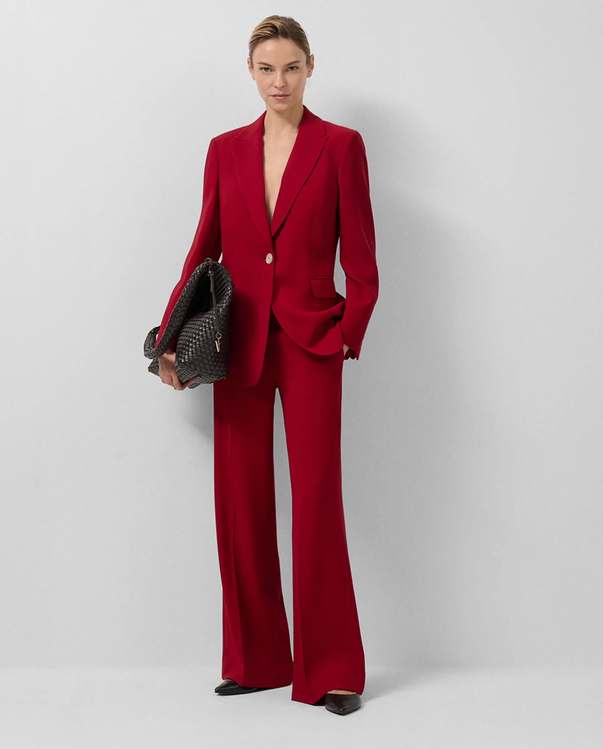 

Женские прямые брюки из крепа Roberto Verino, гранатовый