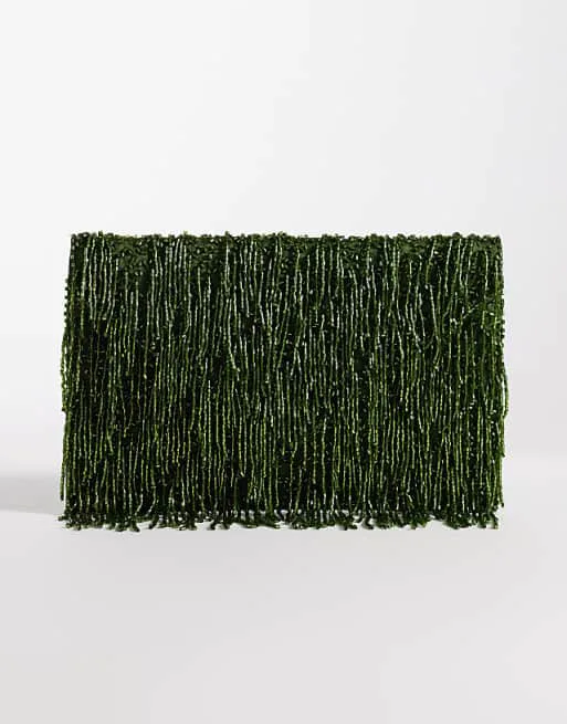 

Оливково-зеленый клатч-конверт с кисточками True Decadence