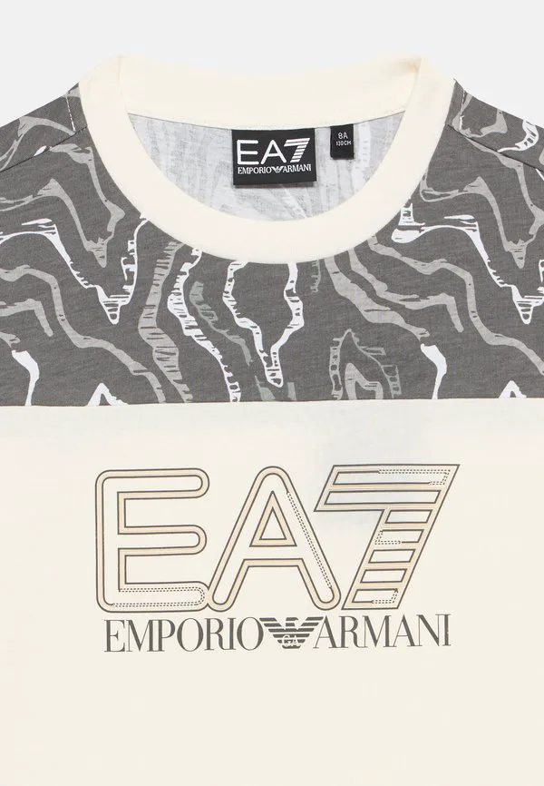 Футболка унисекс с принтом Ea7 Emporio Armani, Sugar Swizzle — фото 4
