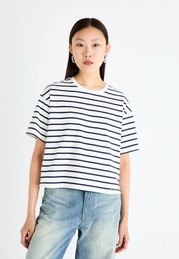 

Футболка с принтом leana Msch Copenhagen, Egret/Sky Cap, Белый, Футболка с принтом leana Msch Copenhagen, Egret/Sky Cap