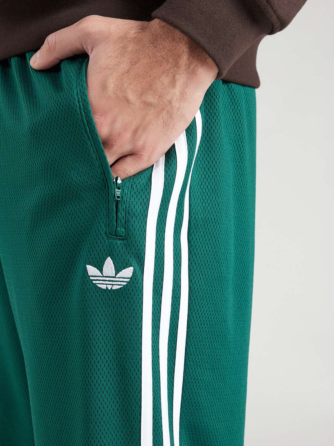 Adidas Originals Штаны Regular 'FIREBIRD' в зеленом цвете — фото 2