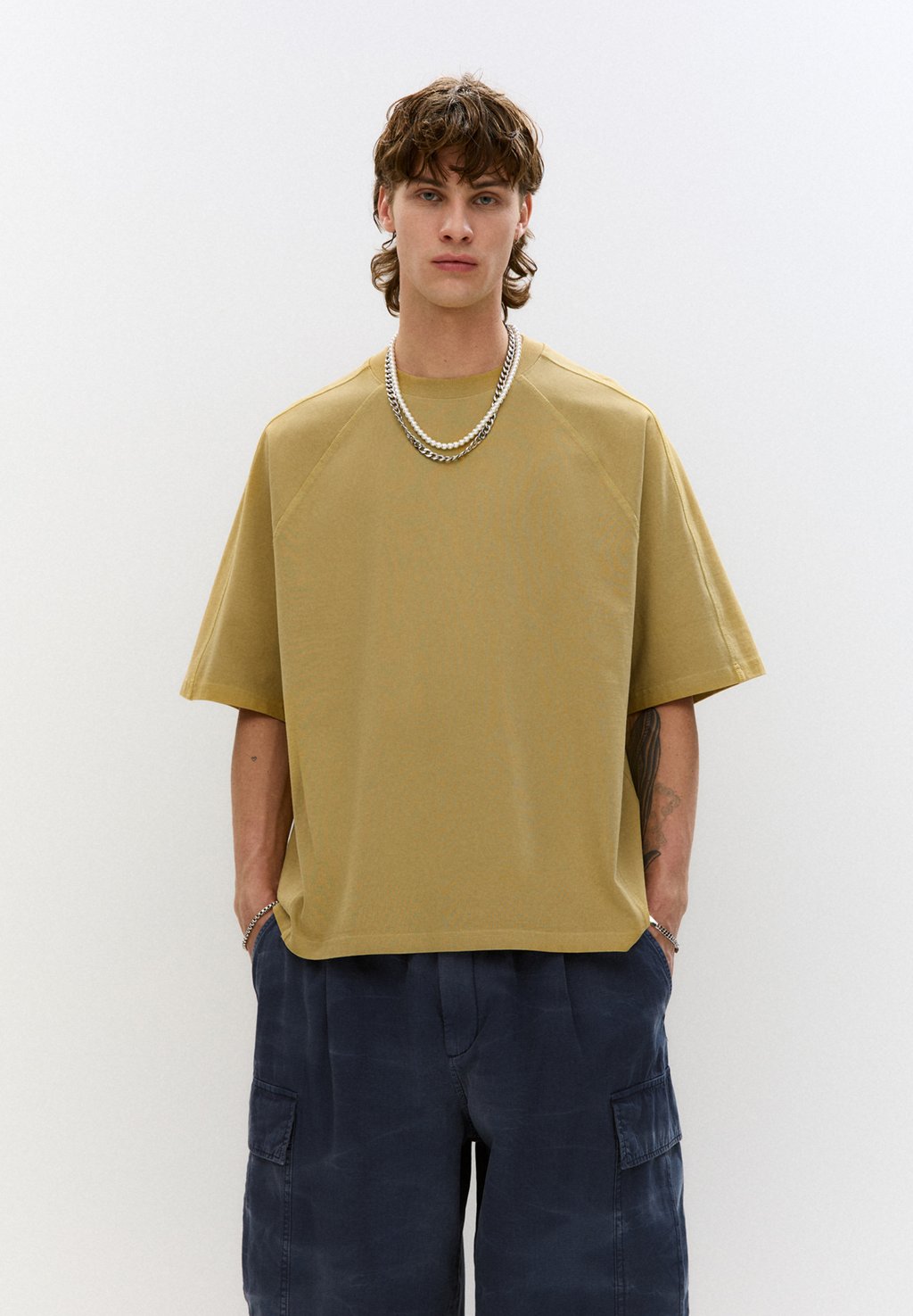

Базовая футболка SHORT SLEEVE PULL&BEAR, горчично-желтый