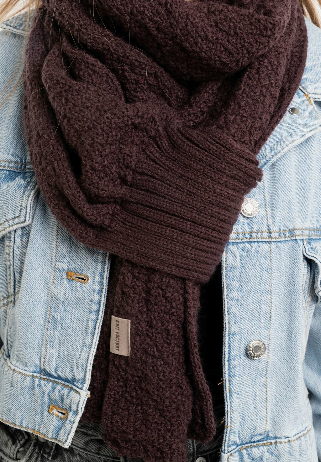 

Шарф HAZE Knit Factory, цвет Berry