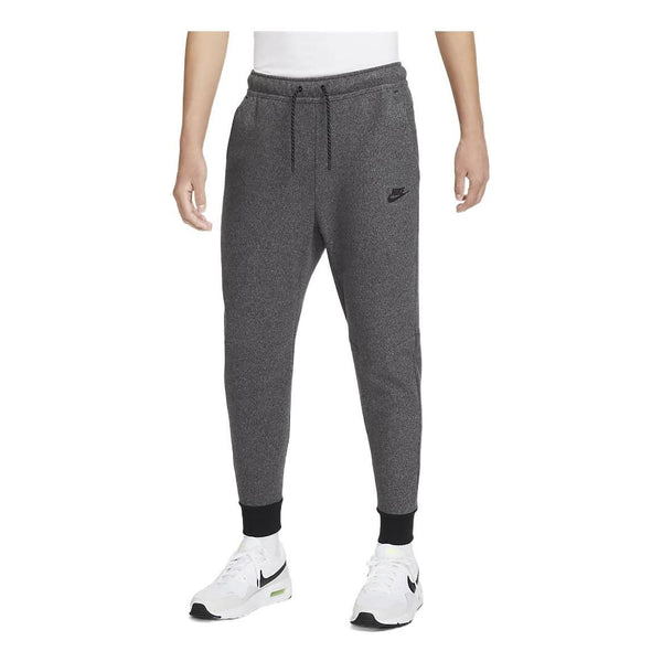 

Брюки Nike Sportswear Tech Fleece Winterized Joggers 'Grey', черный