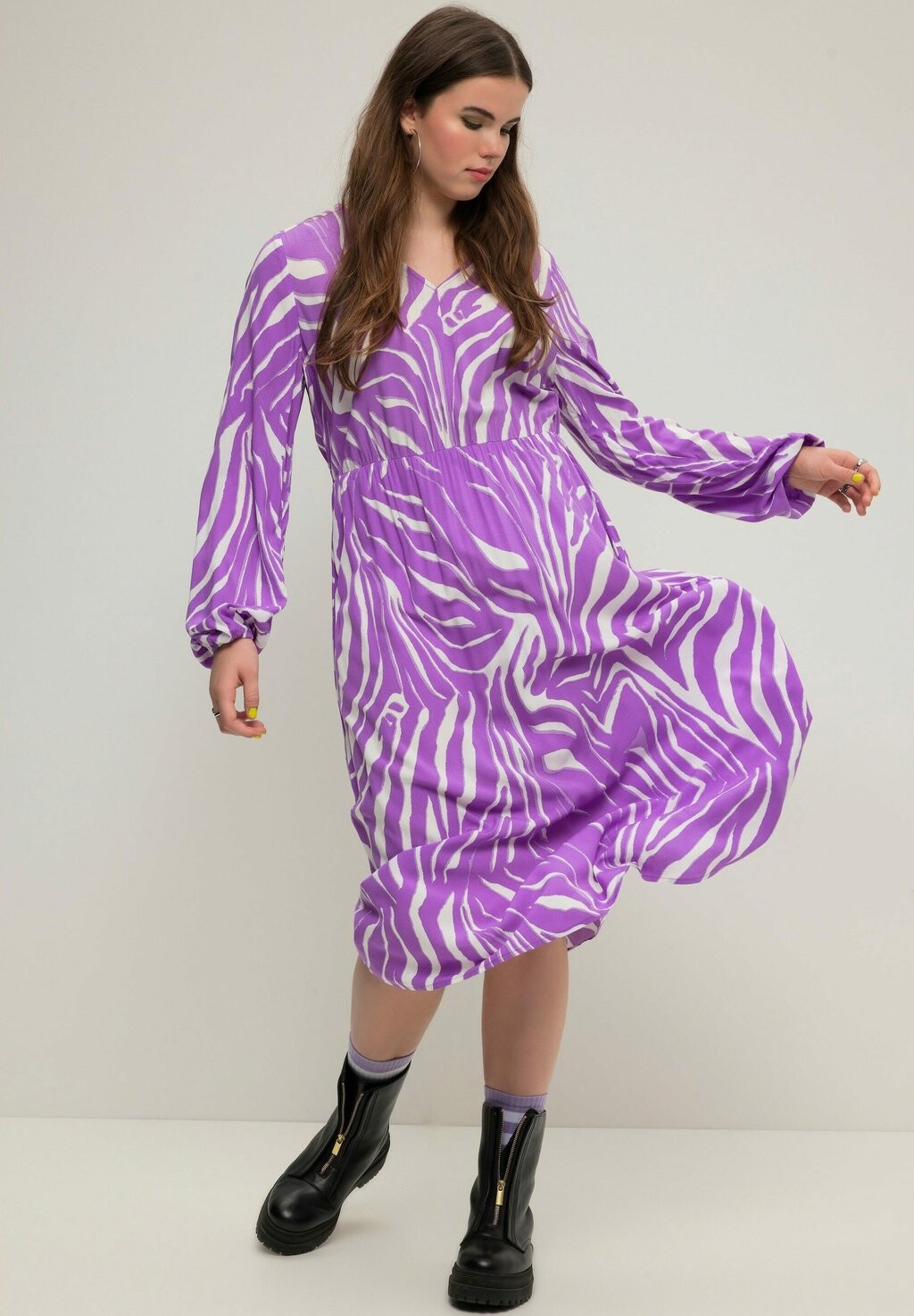 

Повседневное платье Studio Untold, фиолетовый