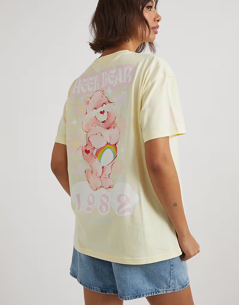 

Футболка Skinnydip London Care Bears Cheer Bear желтого цвета