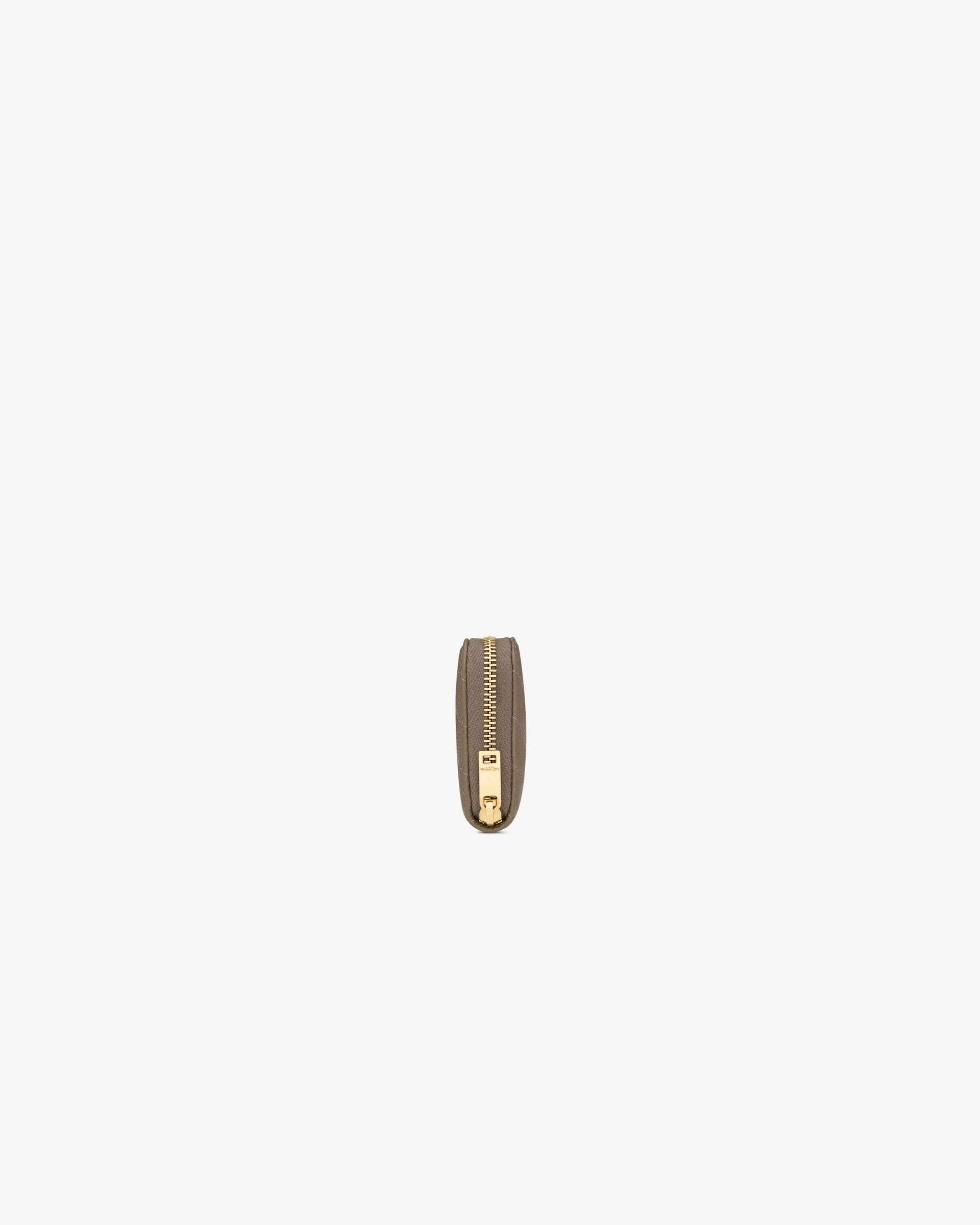 Монетница CASSANDRE из кожи GRAIN DE POUDRE Saint Laurent, серый/серебряный — фото 3