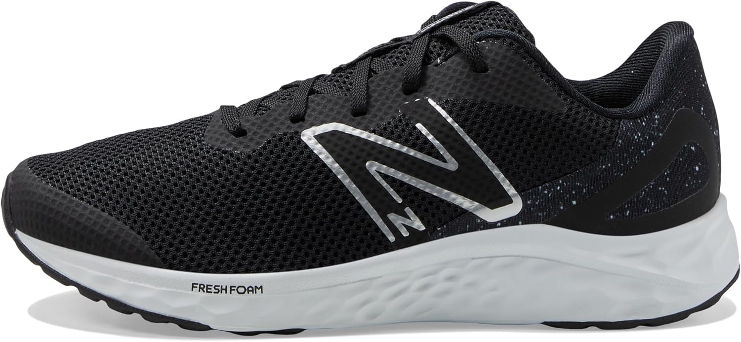 

Кроссовки New Balance Unisex-Child Fresh Foam Arishi V4 с шнуровкой, белый/черный