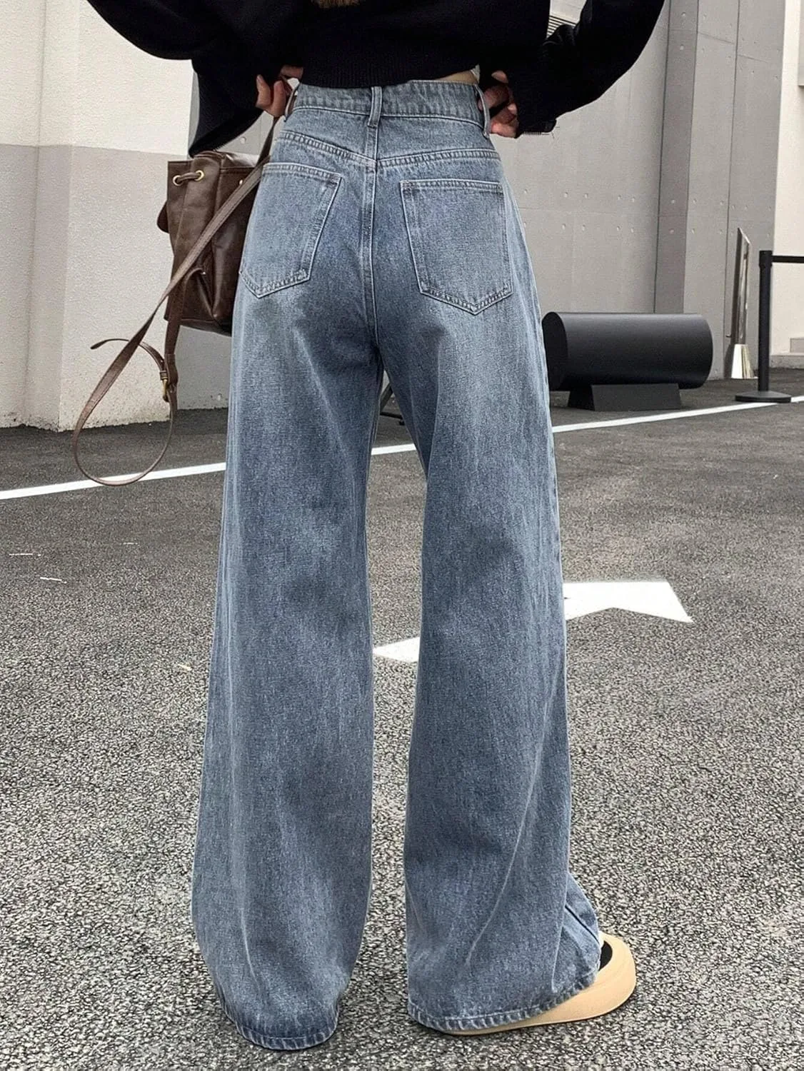 Женские классические джинсы Loose Fit, широкие, удлиненные, с рваным краем Generic, Medium Wash — фото 2