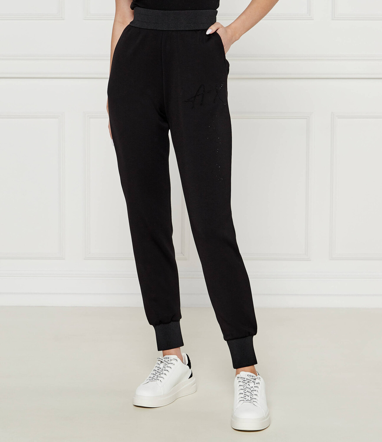 

Спортивные брюки Armani Exchange Loose fit, черный