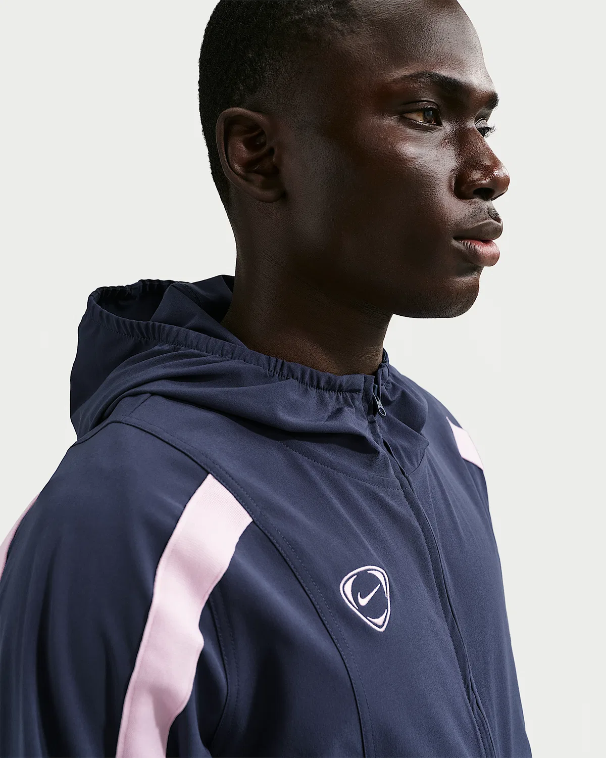 Мужская ветровка Nike Energy Repel Soccer Woven, Midnight Navy/Midnight Navy/Pink Foam/Pink Foam — фото 3