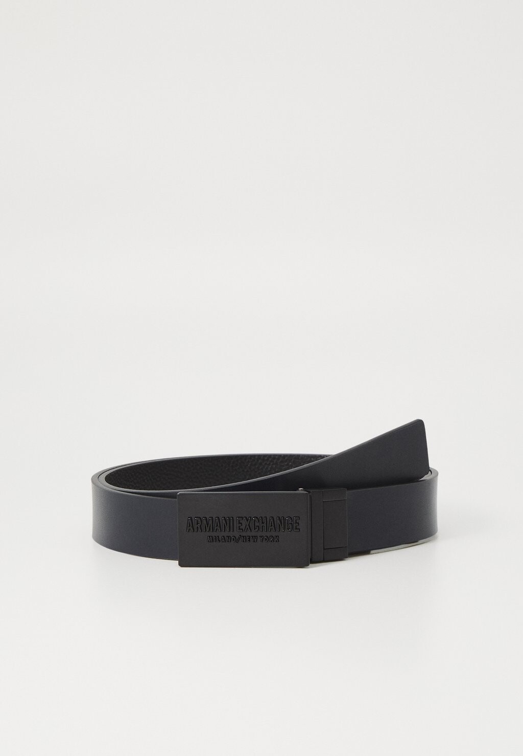 

Ремень PLATE BELT UNISEX Armani Exchange, черный