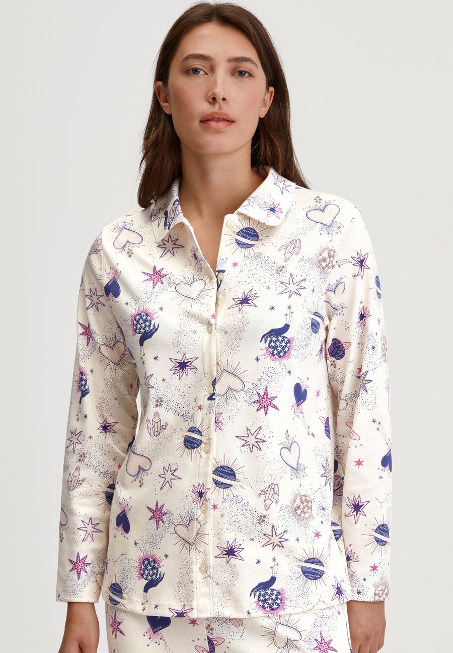 

Пижамный топ Calida FAVOURITES LANGARM-MIT KNÖPFEN, Charm Cream/Beige