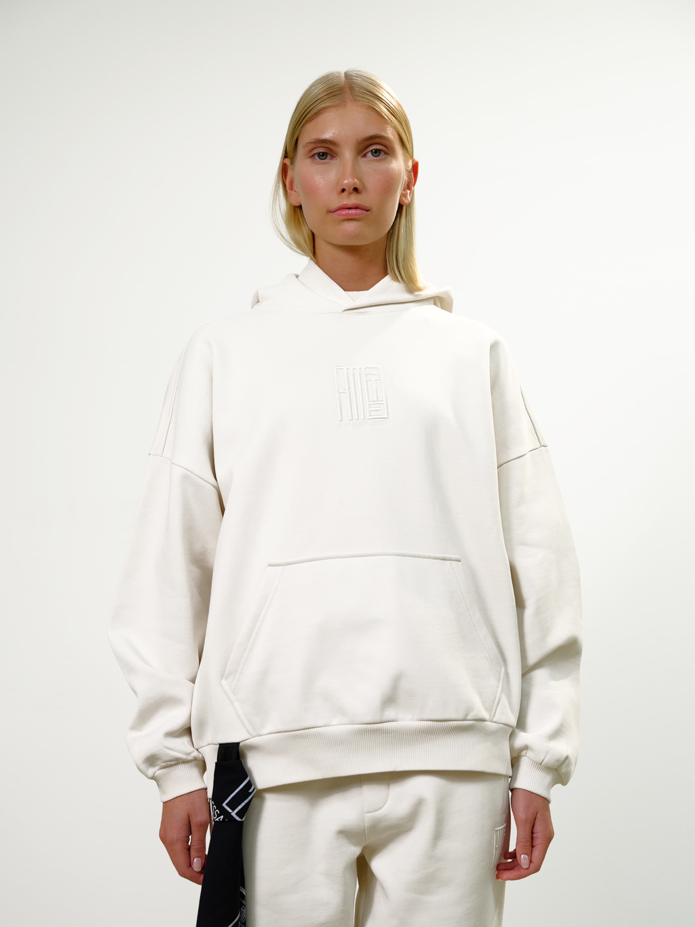 

Alessandro Magno Толстовка 'CORE 2.0' в цвете Off White, Белый, Alessandro Magno Толстовка 'CORE 2.0' в цвете Off White