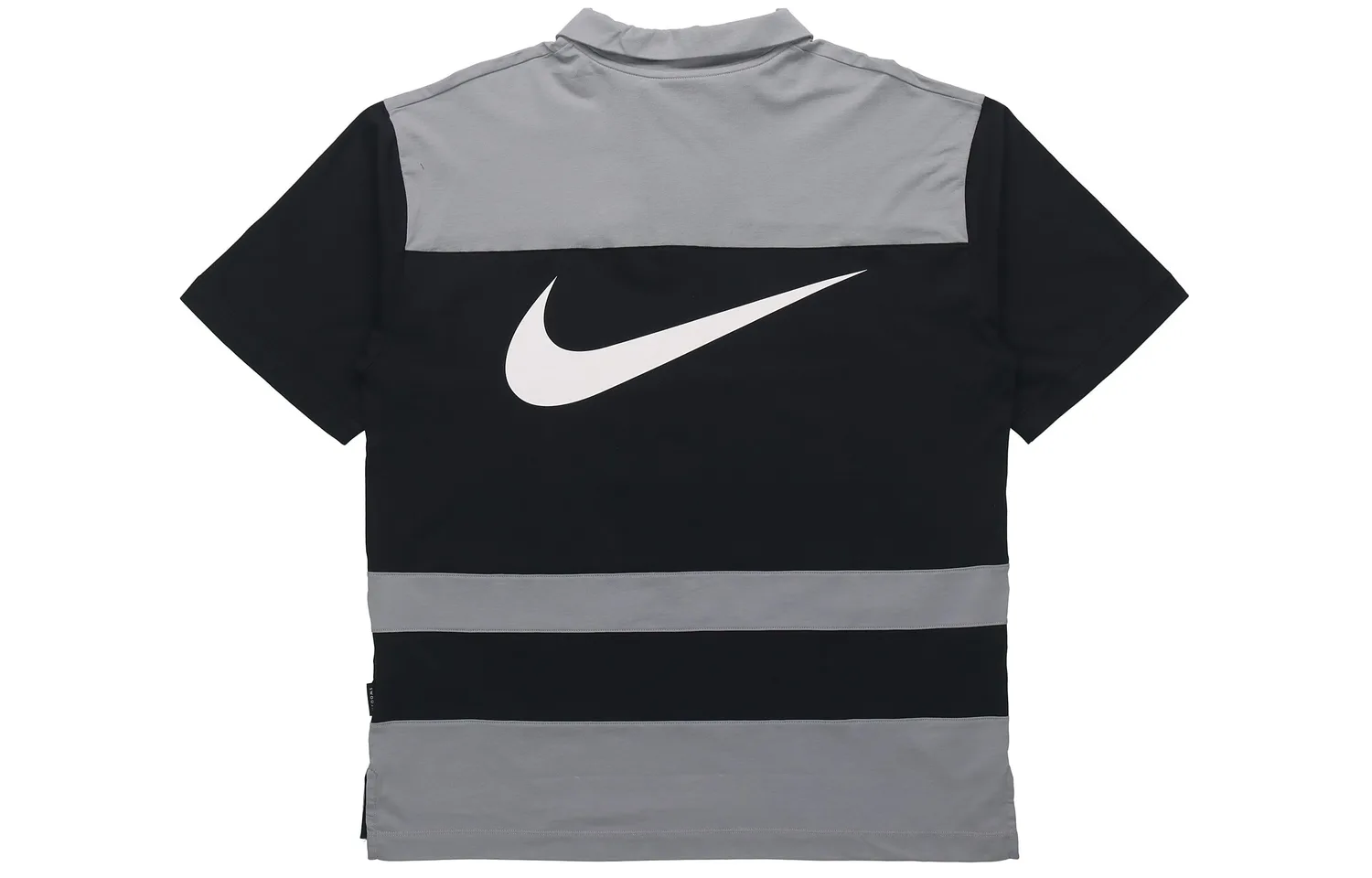 Nike Футболка-поло мужская черная с воротником-поло умеренно прямого кроя — фото 3