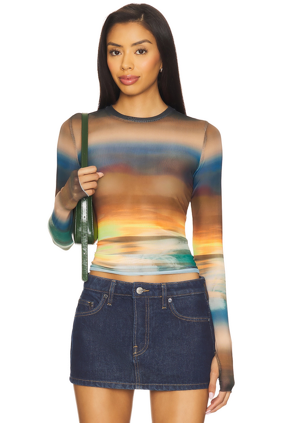 

Топ Kaylee Afrm, ocean ombre