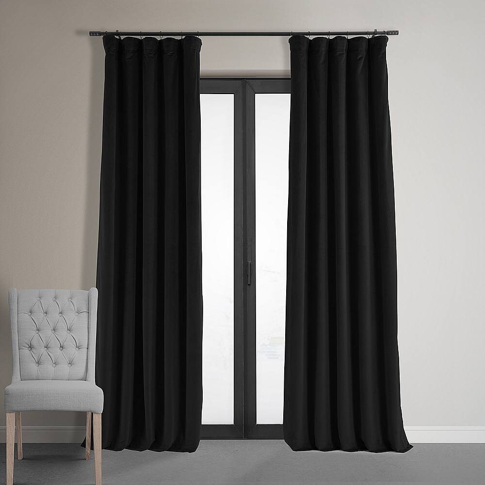 

EFF Blackout 1-панельная фирменная бархатная оконная штора, цвет Warm Black